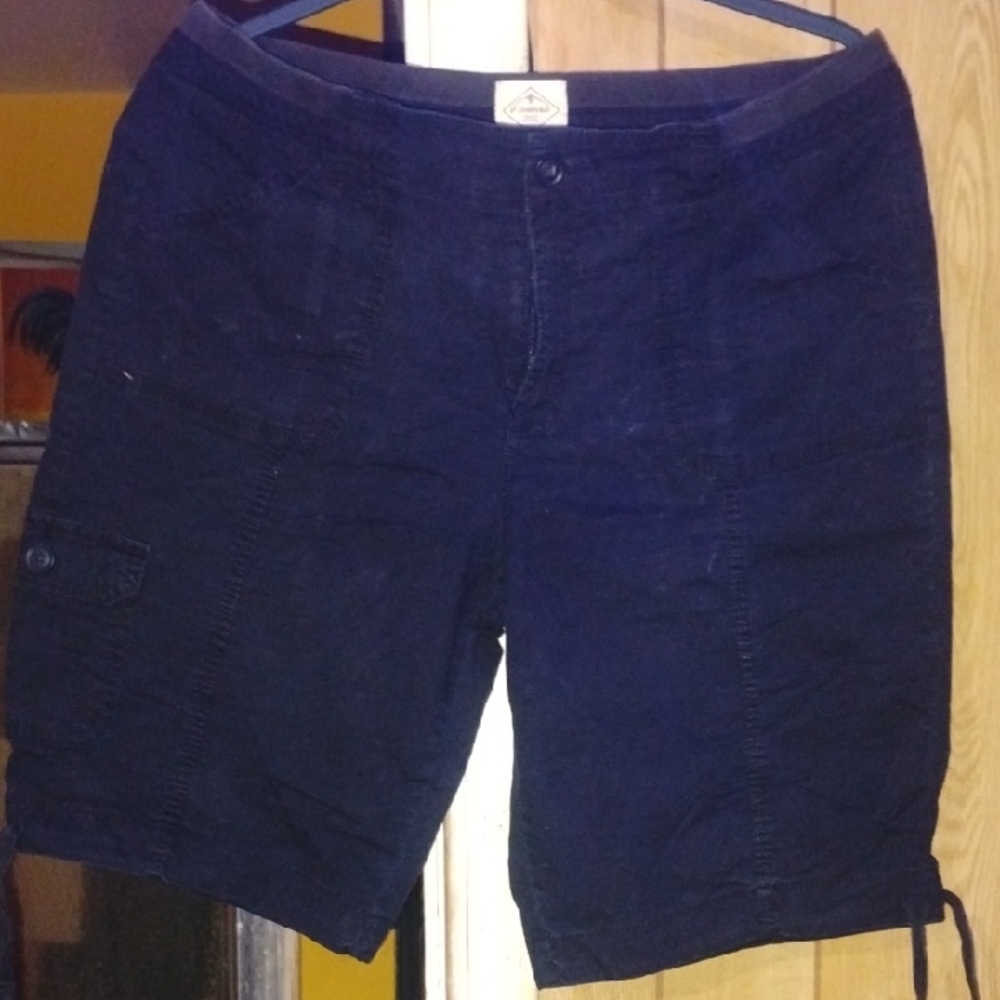 St. John's Bay Black Cargo Shorts Classic Style